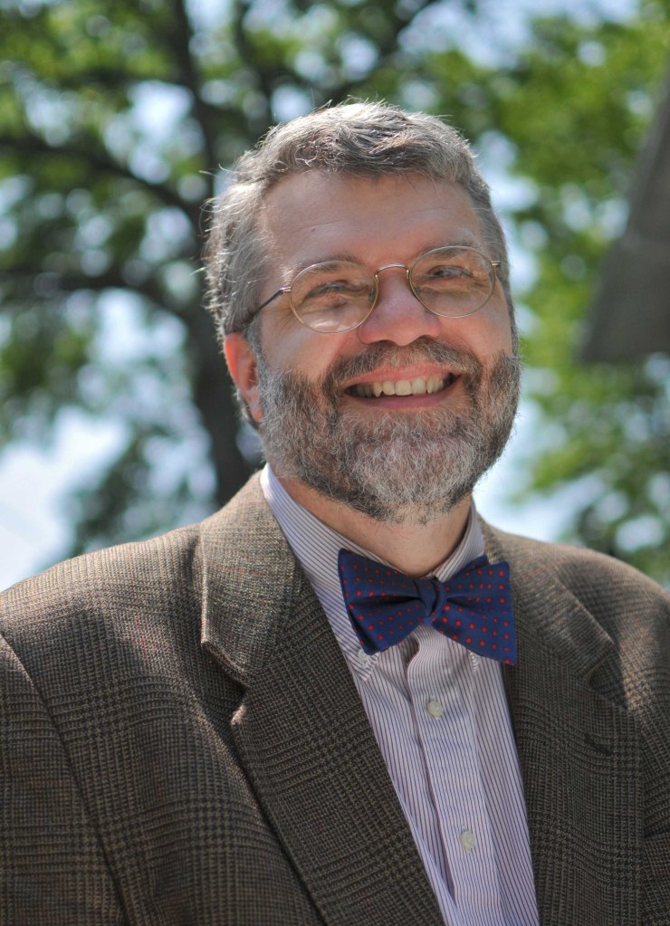 Pastor Lee Richards